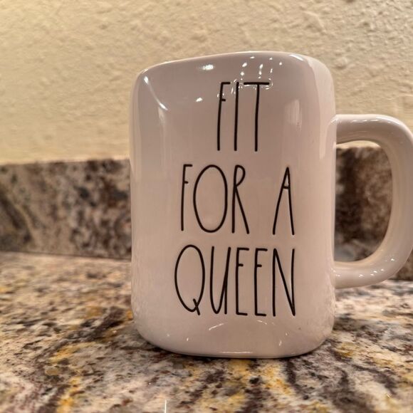 Rae Dunn Artisan Fit For A Queen Crown Mug 👑 NEW - Picture 5 of 9